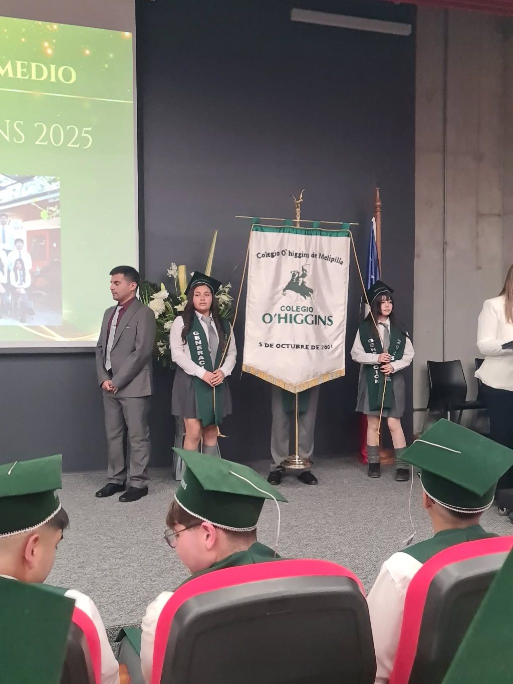 Instagram post from colegioohiggins_oficial. This post is in position 10.